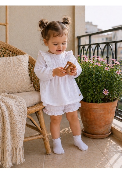 Babyhola Kız Bebek Çocuk Yazlık Elbise Müslin Önlüklü Şortlu Takım 22410 Beyaz