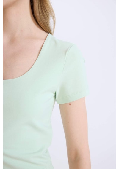 DeFacto Fitted U Yaka Basic Düz Kısa Kollu Tişört C6102AX25SMGN1139
