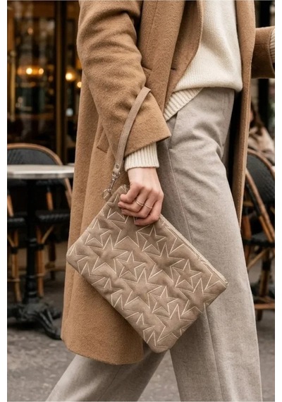 Adelina Bags Süet Yıldız Nakış İşlemeli Portföy El Çantası Bilek Askılı Astarlı Süet Clutch Çanta Vizon