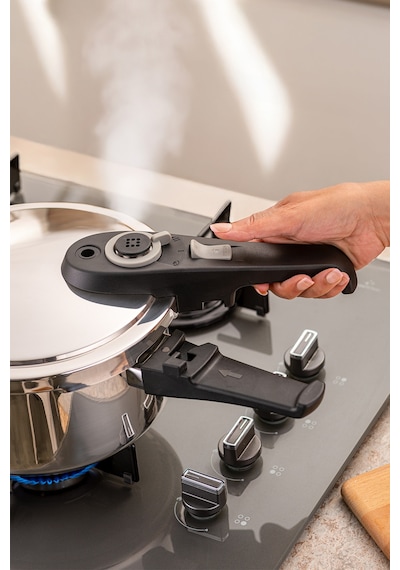 Emsan Fast Cooker Çift Emniyetli Düdüklü Tencere 4 +6 Lt Siyah