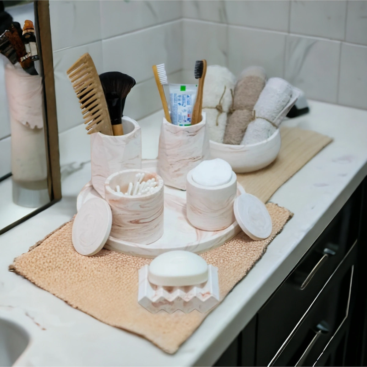 Marble Turuncu Serisi Tepsili Beton Banyo Seti,pamukluk,havluluk Ve Sabunluk Set Gri