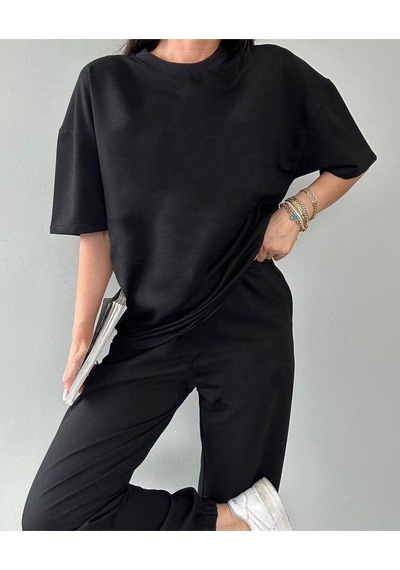 Basic T-shirt Eşofman Altı Jogger - Siyah Düz Alt Üst Eşofman Takımı Oversize Bisiklet Yaka Siyah Basic T-shirt Eşofman Altı Jogger - Siyah Düz Alt Üst Eşofman Takımı Oversize Bisiklet Yaka Siyah