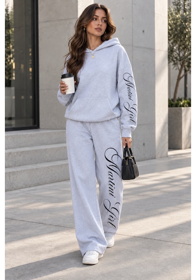 Macklin Unisex Kadın Erkek Martini Girl Kol Paça Baskılı Oversize 3 İplik Kapüşonlu Sweatshirt Ve Baggy Eşofman Altı Gri Melanj Macklin Unisex Kadın Erkek Martini Girl Kol Paça Baskılı Oversize 3 İplik Kapüşonlu Sweatshirt Ve Baggy Eşofman Altı Gri Melanj