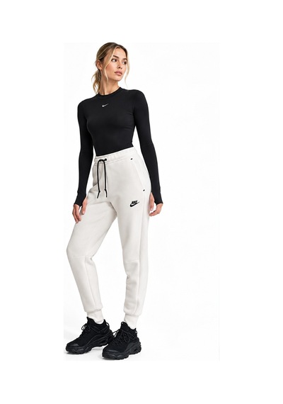 Nike Sportswear Tech Fleece Standart Fit Mid Rise Jogger Kadın Eşofman Altı Koyu Krem