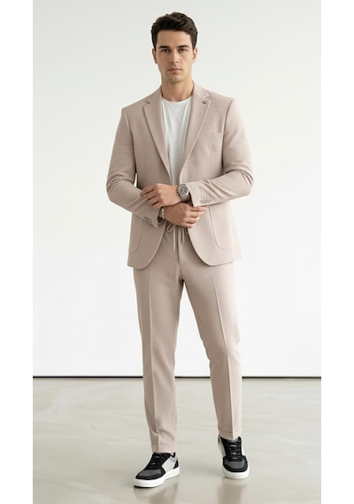 Erkek Yazlık Dokulu Kumaş Tek Düğme Ceketli Jogger Pantolonlu Takım Elbise Slim Fit Spor Şık Kombin Bej Erkek Yazlık Dokulu Kumaş Tek Düğme Ceketli Jogger Pantolonlu Takım Elbise Slim Fit Spor Şık Kombin Bej
