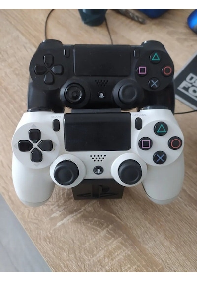 Playstation 4 İçin İkili Kumanda Standı