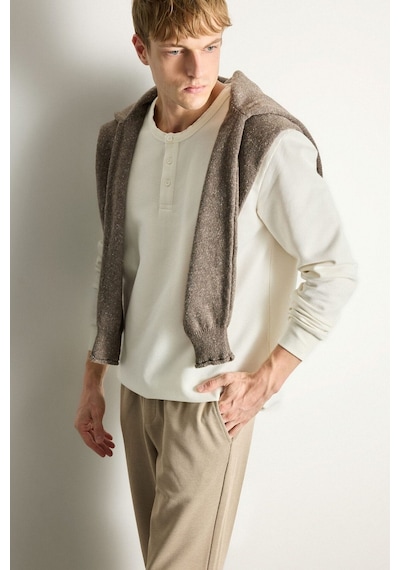 Defacto Regular Fit Waffle Dokulu Henley Yaka Uzun Kollu Basic Tişört I2067ax26auer105 Ekru-er105