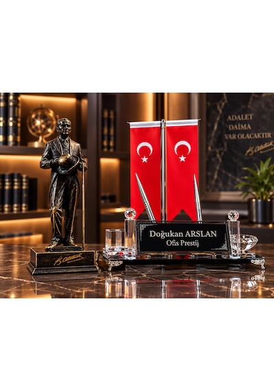 Kişiye Özel 3'lü Kristal Masa Seti Türk Bayraklı Atatürk Heykelli Siyah
