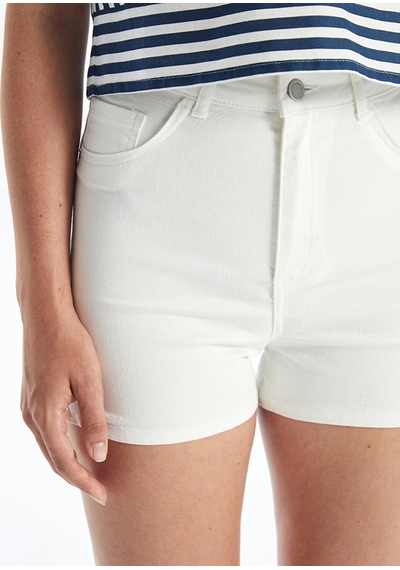 Lcw Jeans Beyaz Ekstra Dar Fit Kadın Jean Şort