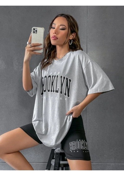 Flood Of Style Kadın Siyah Baskılı 1898 Brooklyn New York Gri Oversize Bisiklet Yaka T-shirt