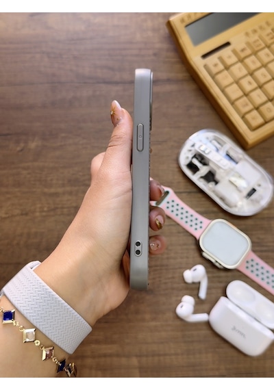 Apple iPhone 14 Uyumlu Premium Deri Dokulu Darbelere Karşı Dayanıklı Nazal Silikon Kılıf Gri