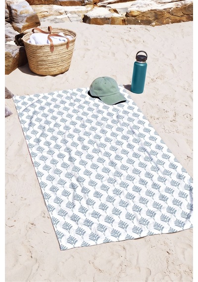 Mavi Beyaz Yaprak Motifli Plaj Havlusu - Minimalist Akdeniz Stil Hızlı Kuruyan Mikrofiber Havlu Sakin Menekşe