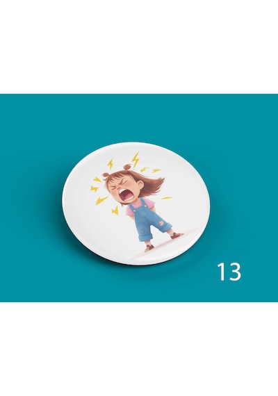 58 Mm Buton Açacaklı Anahtarlık Yuvarlak Baskılı Anahtarlık Sinirli Kız Çok Renkli