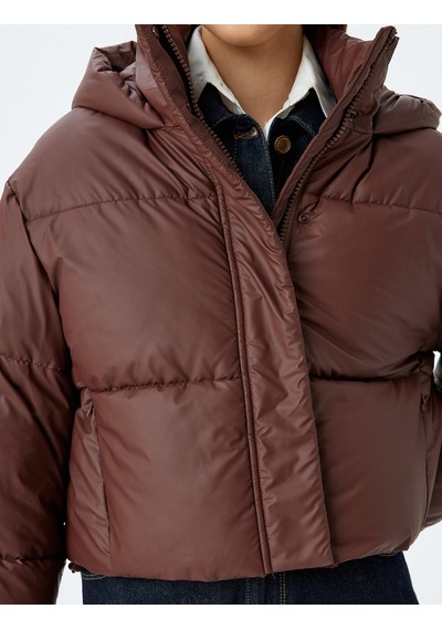 Koton Kapüşonlu Fermuarlı Cep Detaylı Kapitone Crop Şişme Mont Bordo 5wal20098ıw Bordo