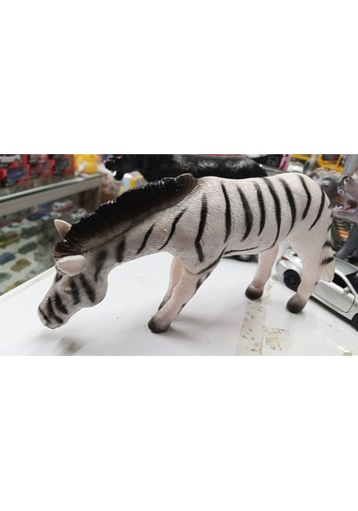Plastik Oyuncak Hayvan Büyük Çizgili Zebra 17 Cm