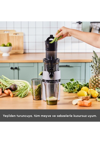 Karaca Yavaş Sıkım Katı Meyve Sıkacağı Gri Renkli 200w Motor Gücü İle Besin Değerlerini Korur