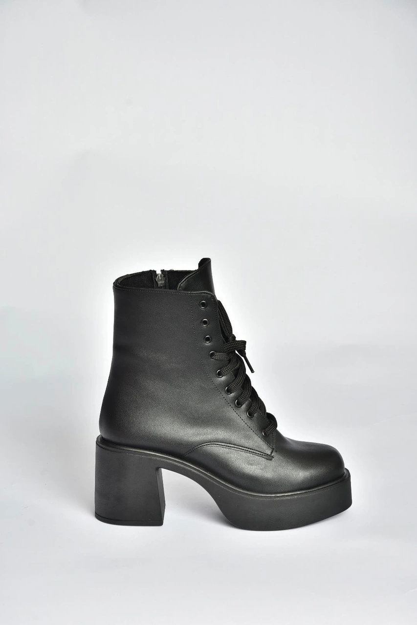 Fox Shoes V726681509 Siyah Kalın Topuklu Bağcıklı Kadın Bot Siyah-Suni Deri