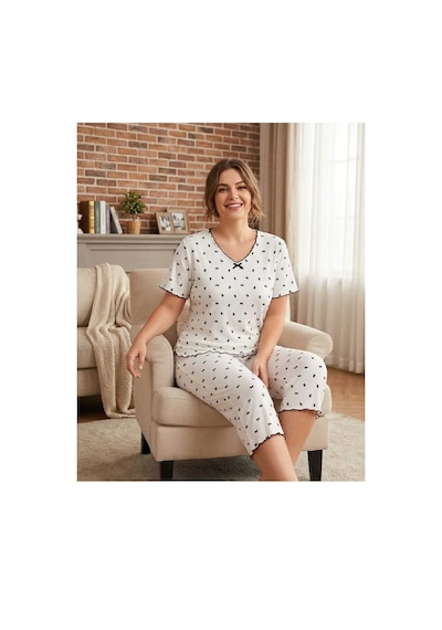 Büyük Beden Kısa Kol Pamuklu Ultrasoft Likralı Kapri Pijama Takımı Siyah Beyaz