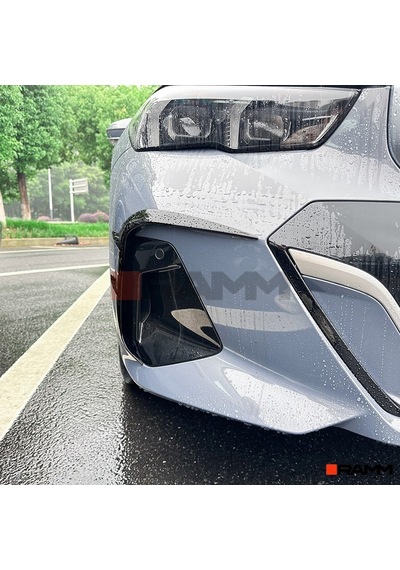 Bmw G60 G61 Ön Tampon Bıçağı Sağ-sol Parlak Siyah