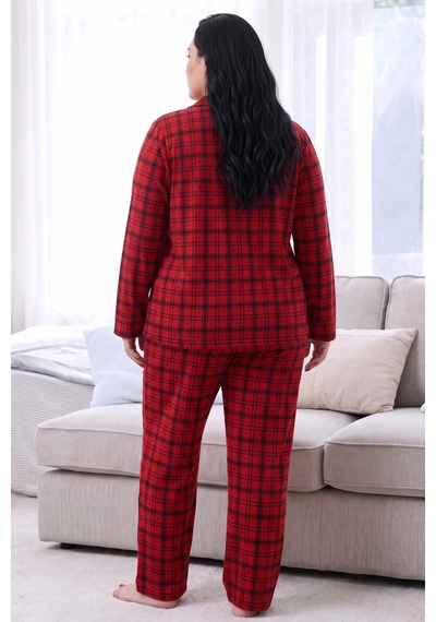 Siyah İnci Desenli Termal Kumaşlı Ultra Soft Yumuşak Büyük Beden Battal Boy Düğmeli Örme Pijama Takımı 26226515 Kırmızı Siyah İnci Desenli Termal Kumaşlı Ultra Soft Yumuşak Büyük Beden Battal Boy Düğmeli Örme Pijama Takımı 26226515 Kırmızı