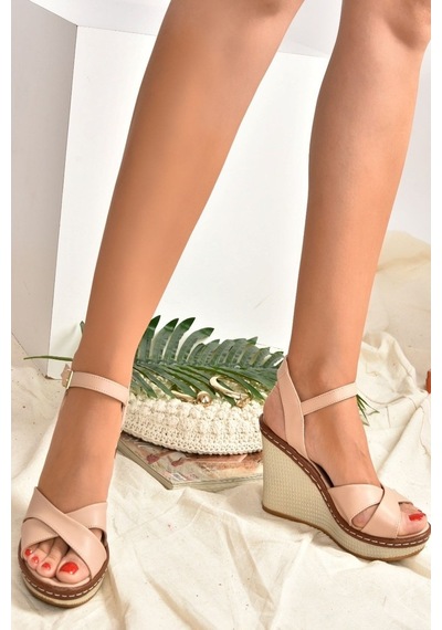 Fox Shoes Ten Kadın Dolgu Topuklu Ayakkabı 9674040209