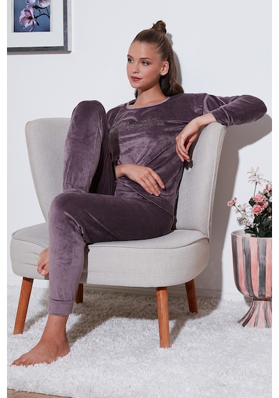 Lela Standart Fit Bisiklet Yaka Yumuşak Kadife Bayan Pijama Takımı 6094202 Lila