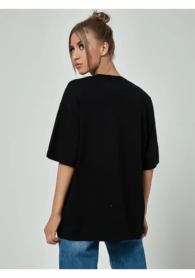 Kadın Siyah Sanatsal Yıldız Ön Baskılı Oversize T-shirt SIYAH