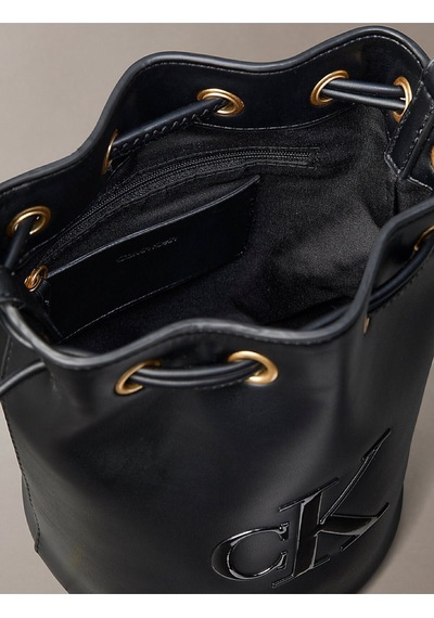Calvin Klein Kadın Bold Ck Small Bucket Omuz Çantası-15851 Siyah