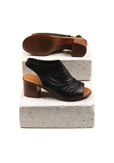 Castle Black 4579 Kadın Hakiki Deri Kısa Topuklu Comfort Sandalet Siyah Siyah