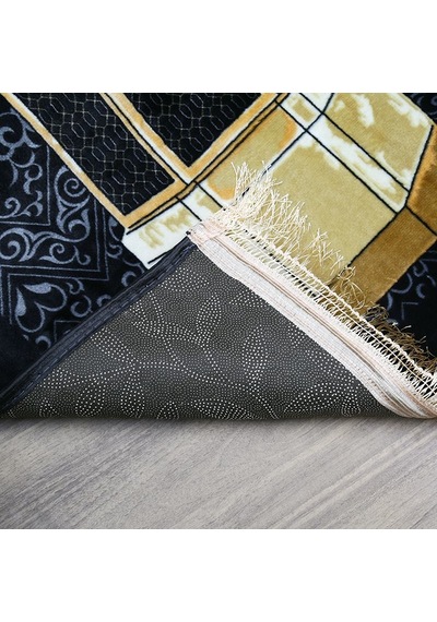 Kadife Peluş Seccade Makamı İbrahim Motif 78x135 Cm 1340 Gr Çok Renkli