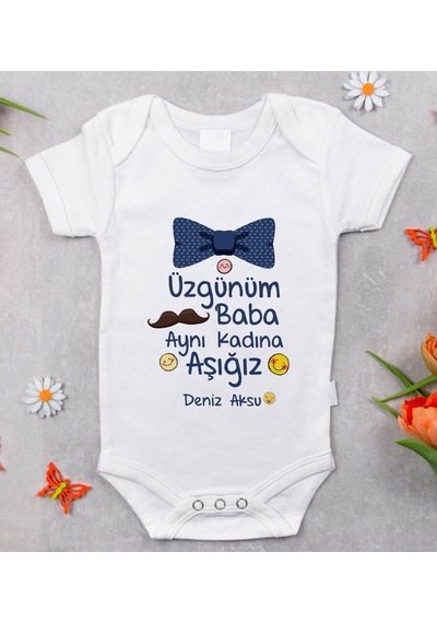 Bitmeyenkartus Bk Kids Isimli Aynı Kadına Aşığız Tasarımlı Bebek Body Zıbın - Mo (547900716) Çok Renkli