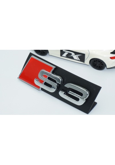 Dk Tuning S3 Gümüş Kırmızı 3d Ön Panjur Logo Audi İle Uyumlu