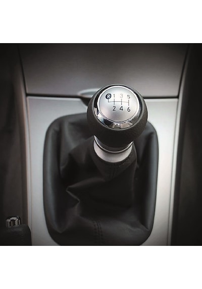 Toyota Corolla Uyumlu Vites Topuz Gri Ve Vites Körük Siyah 2007-2012