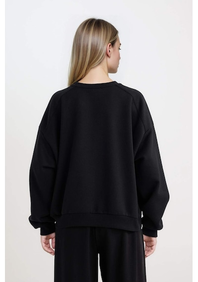 DeFacto Coool Oversize Geniş Kalıp Bisiklet Yaka Basic Düz Kalın Kumaş İçi Yumuşak Tüylü Sweatshirt D9022AXNSBK81 Siyah DeFacto Coool Oversize Geniş Kalıp Bisiklet Yaka Basic Düz Kalın Kumaş İçi Yumuşak Tüylü Sweatshirt D9022AXNSBK81 Siyah