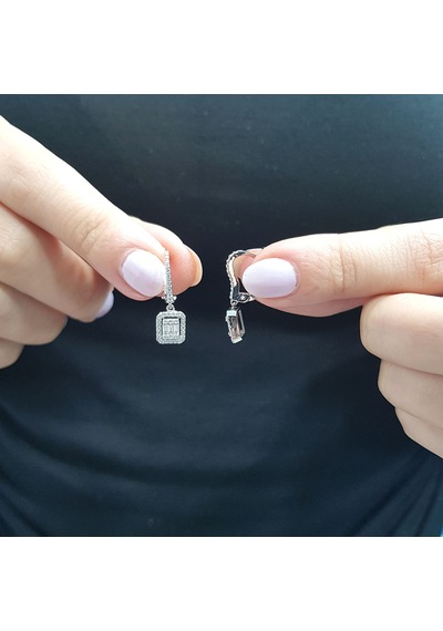 Lova 0,56 Karat Baget Pırlanta Küpe - 3030027