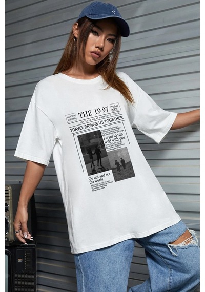 Unisex The 1997 Travel Baskılı Tasarım Tshirt Beyaz