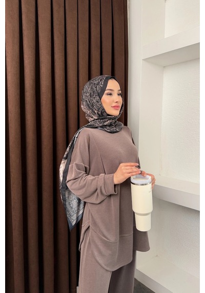 Mihran Butik Kalina Model İthal Pike Kumaş Cep Detaylı Kadın Takım Kahverengi