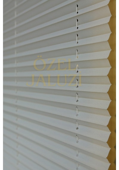Beyaz Cam Balkon Ve Ofis Plisse Perde Plain001 Beyaz