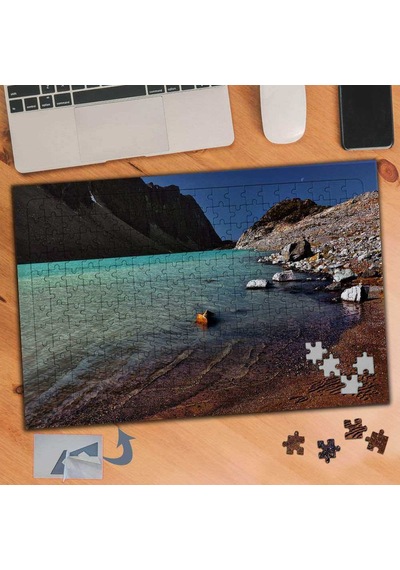 Mavi Deniz Kıyısında Taşlar 240 Parça Puzzle Yapboz Tablo-233