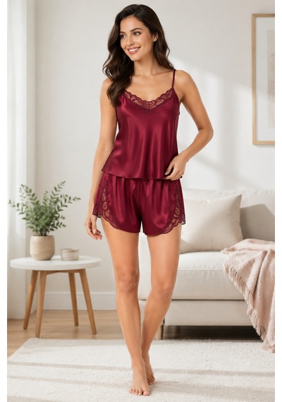 Loule Kadın Bordo Dantel Kenarlı İp Askılı Şortlu Pijama Takımı