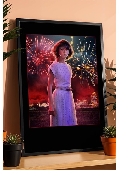 Stranger Things Nancy Wheeler Tasarım Çerçeveli Tablo - Retro Hawkins Yazı Sanatsal Duvar Dekoru Siyah