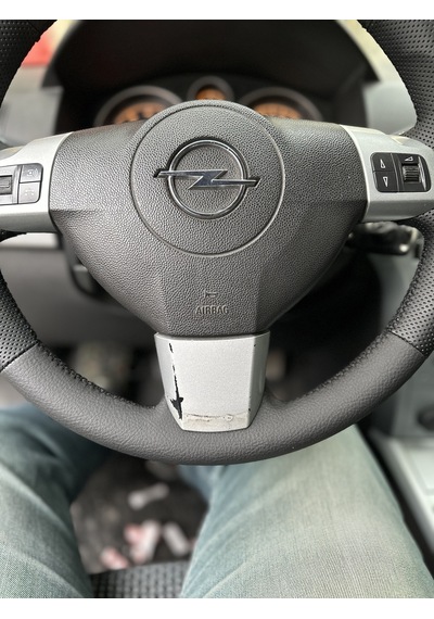 Opel Astra H Araca Özel Direksiyon Kılıfı Siyah Dikişli Deri Sökülerek Yapılır