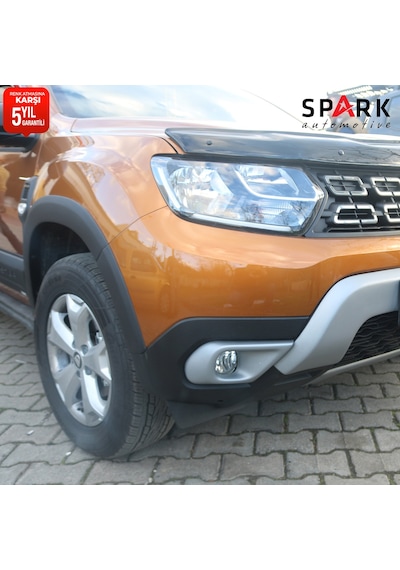 Dacia Duster 2018-2024 Yıl Aralığı Uyumlu Sis Farı Çerçevesi 2 Parça
