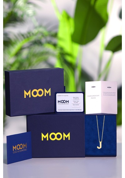 MOOM MÜCEVHERAT 14 Ayar 3 Boyutlu J Harfi Zincirli Kolye