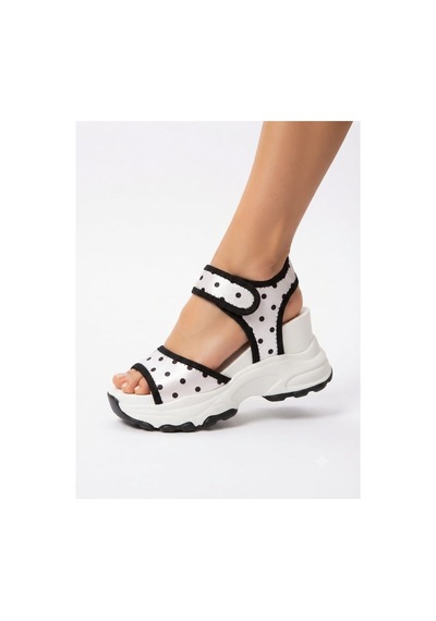 Elvı Beyaz Kadın Dolgu Topuklu Spor Sandalet 9 Cm Beyaz