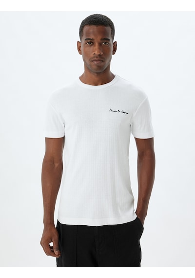 Koton Slim Fit Tişört Slogan Baskılı Bisiklet Yaka Kısa Kollu Pamuklu Beyaz 5wam10192hk Beyaz