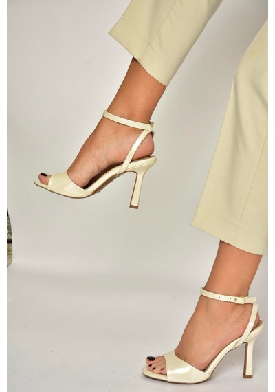Fox Shoes Y997264608 Sedef Rugan Kalın Topuklu Ayakkabı SEDEF
