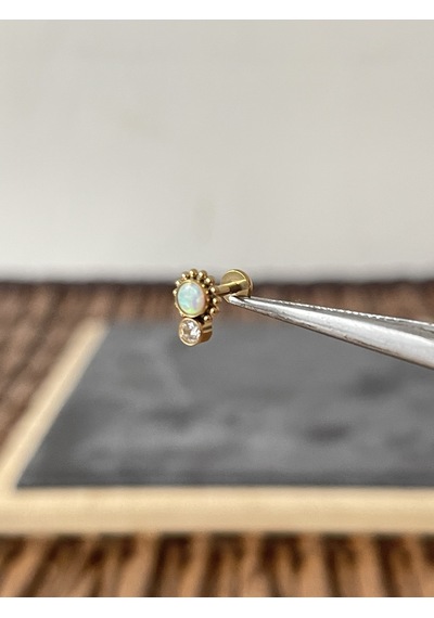 Yüksek Kalite G23 Titanium Güneş Beyaz Opal Zirkon Altın Titanyum 6 X 1.2 MM Labret Piercing Altın