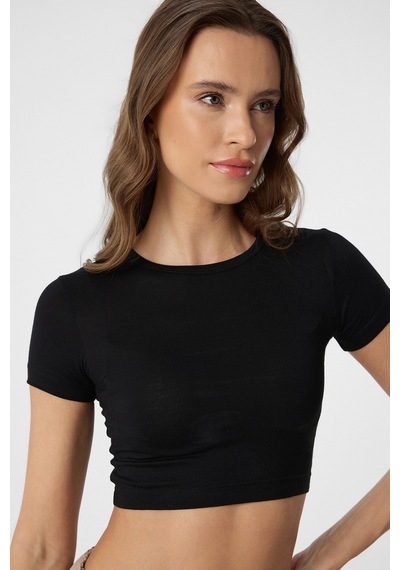 Antioch Basic Crop Kadın Top Siyah