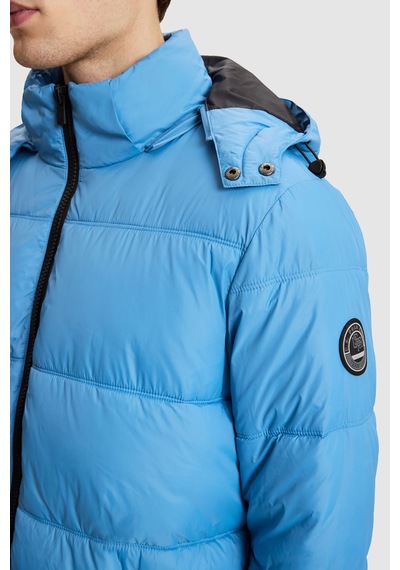 U.S. Polo Assn. Erkek Mavi Kapüşonlu Yaka Regular Fit Ara Boy Fermuarlı Cepli Kaban 50328178-vr036
